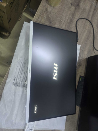 MSI 27