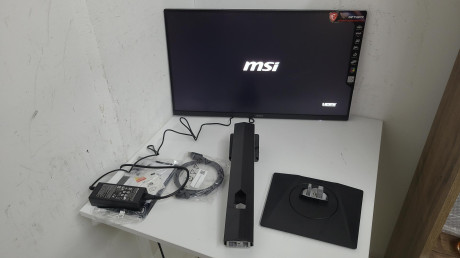 MSI 27
