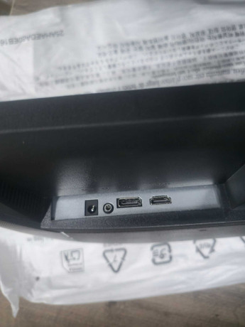 AOC 24G11ZE 23.8