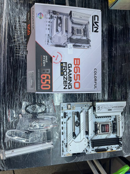 COLORFUL CVN B650 GAMING FROZEN V14 DDR5 7(OUTLET)