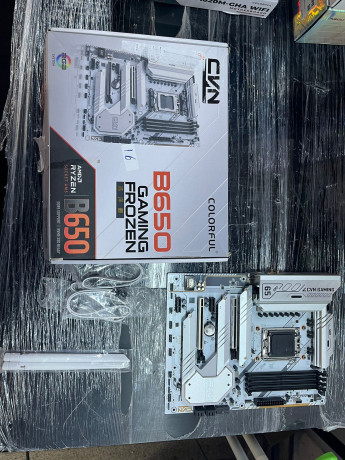 COLORFUL CVN B650 GAMING FROZEN V14 DDR5 7(OUTLET)