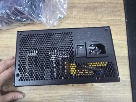 GIGABYTE GP-UD750GM PG5 750W POWER SUPPLY(OUTLET)