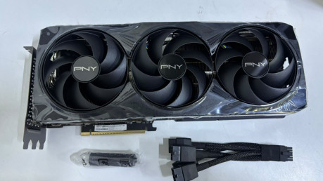 PNY RTX 5080 16GB GDDR7 256Bit (VCG508016T(OUTLET)