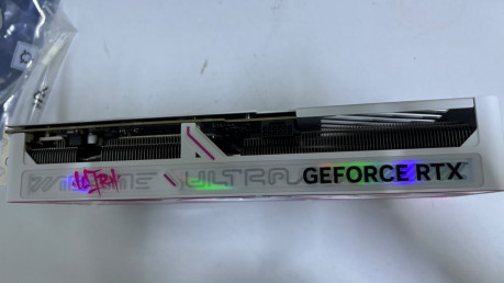 Colorful iGame GeForce RTX 5070 Ultra W OC(OUTLET)