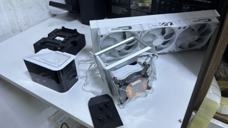 ASUS ROG RYUO IV SLC 360 ARGB WHITE 360MM (OUTLET)